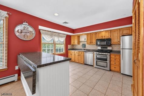 928 Liberty Street Belvidere NJ 07823