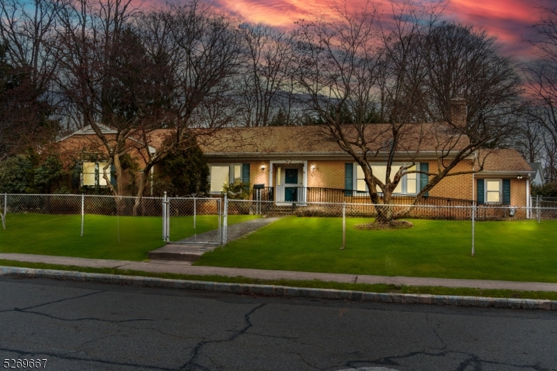 5 Crestwood Road Morristown NJ 07960