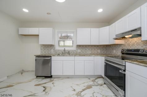 32 High Street Blairstown NJ 07825