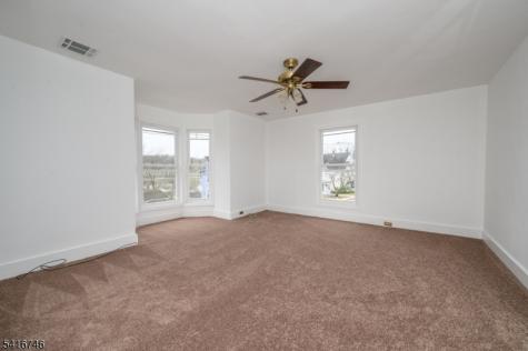 32 High Street Blairstown NJ 07825