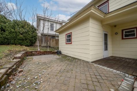 32 High Street Blairstown NJ 07825