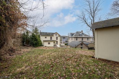 32 High Street Blairstown NJ 07825