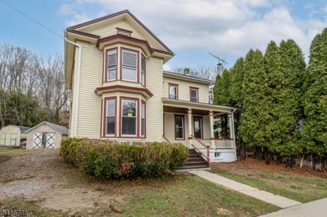 32 High Street Blairstown NJ 07825