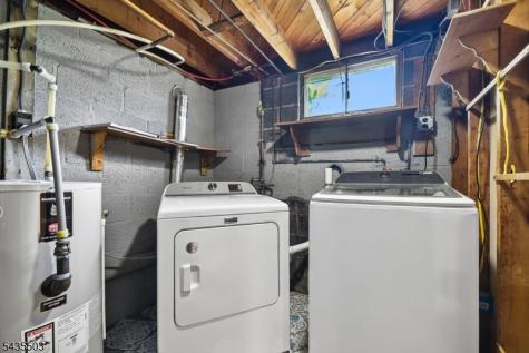 33 Avondale Road Denville NJ 07834