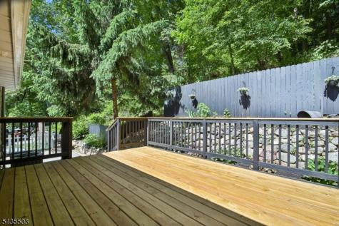 33 Avondale Road Denville NJ 07834