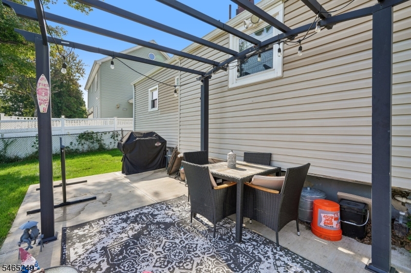 17 Bryant Avenue Bloomfield NJ 07003