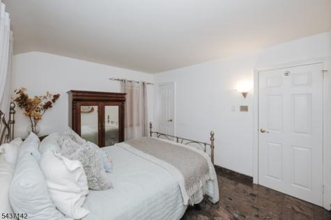 64 Orchard Drive Clifton NJ 07012