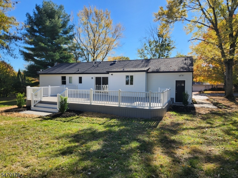 44 Slope Drive Mansfield NJ 07840
