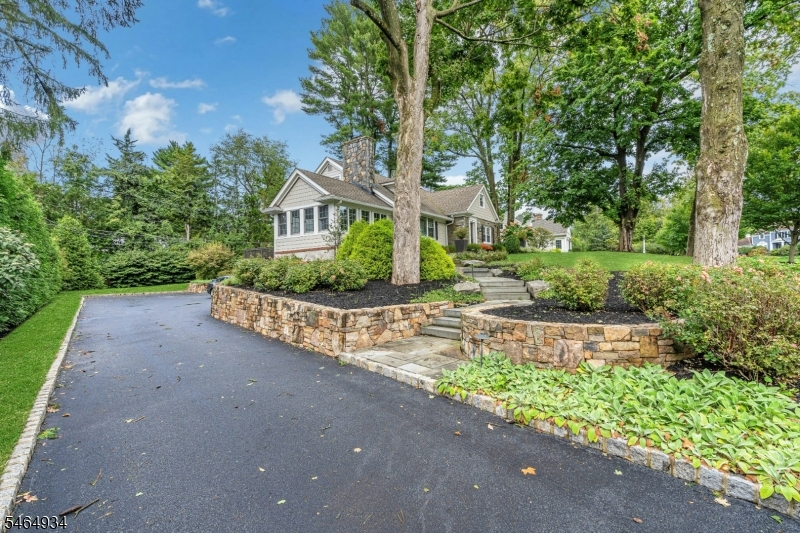 3 Turtle Road Morris NJ 07960