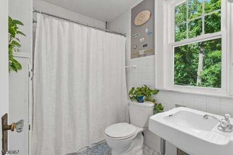 31 Macopin Avenue Montclair NJ 07043