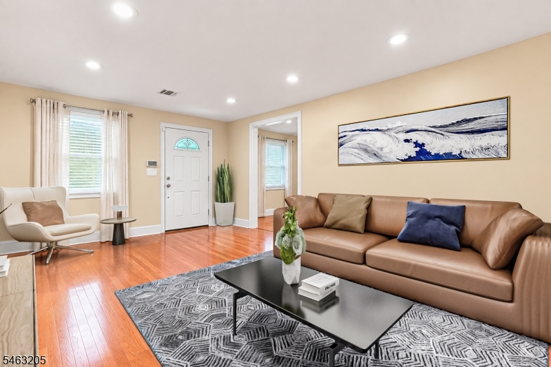 818 Ridge Road Cedar Grove NJ 07009