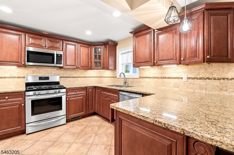 818 Ridge Road Cedar Grove NJ 07009