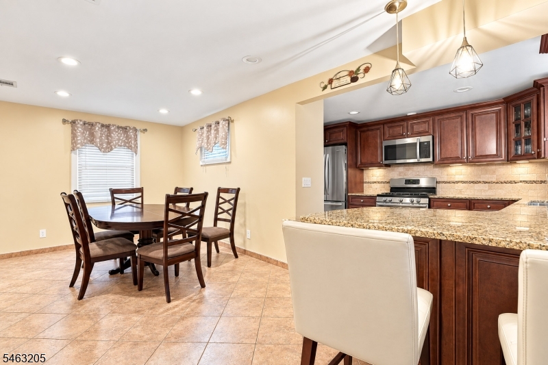 818 Ridge Road Cedar Grove NJ 07009