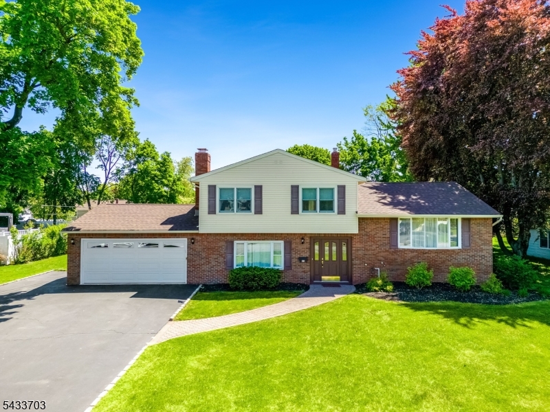 23 Slingerland Avenue Pequannock NJ 07440