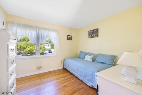 23 Slingerland Avenue Pequannock NJ 07440