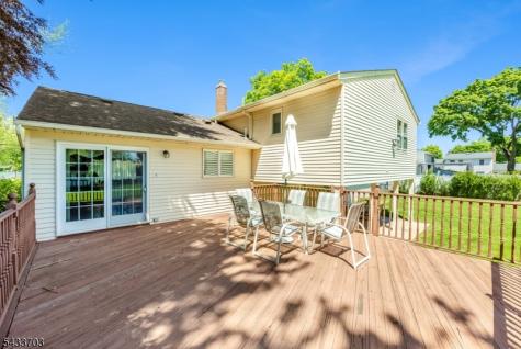 23 Slingerland Avenue Pequannock NJ 07440