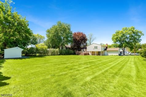 23 Slingerland Avenue Pequannock NJ 07440