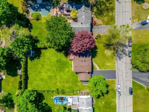 23 Slingerland Avenue Pequannock NJ 07440
