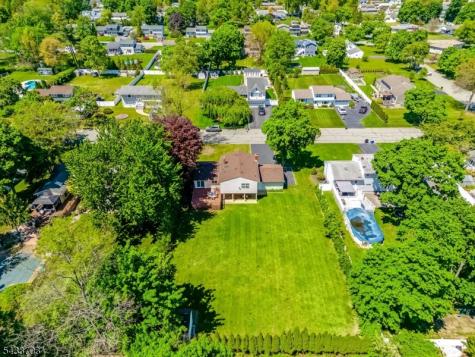 23 Slingerland Avenue Pequannock NJ 07440