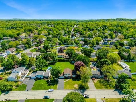 23 Slingerland Avenue Pequannock NJ 07440