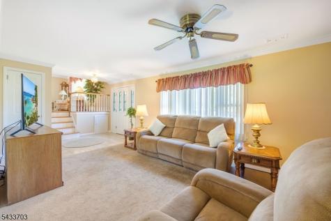 23 Slingerland Avenue Pequannock NJ 07440
