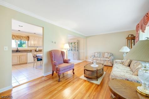 23 Slingerland Avenue Pequannock NJ 07440