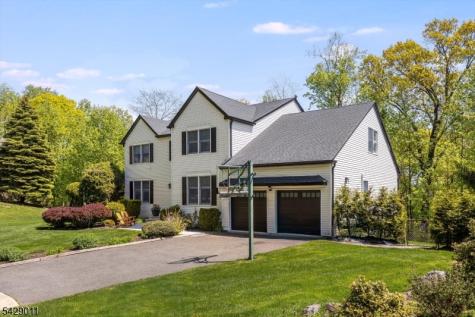 55 Highwood Road West Orange NJ 07052