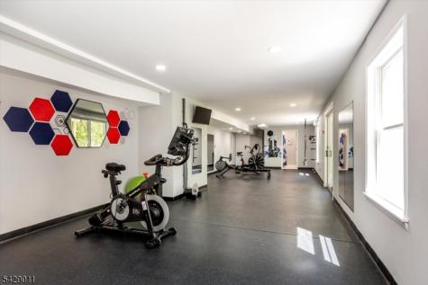 55 Highwood Road West Orange NJ 07052