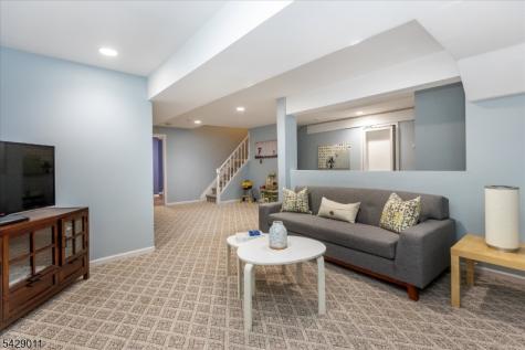 55 Highwood Road West Orange NJ 07052
