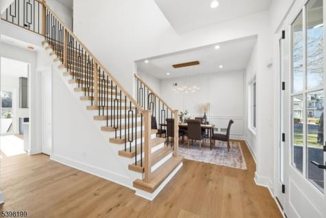 42 Charles Street Livingston NJ 07039