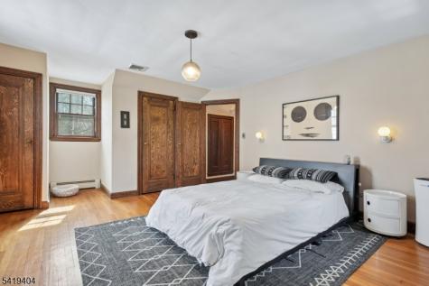 9 Dogwood Road West Orange NJ 07052