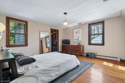 9 Dogwood Road West Orange NJ 07052