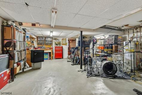 9 Dogwood Road West Orange NJ 07052