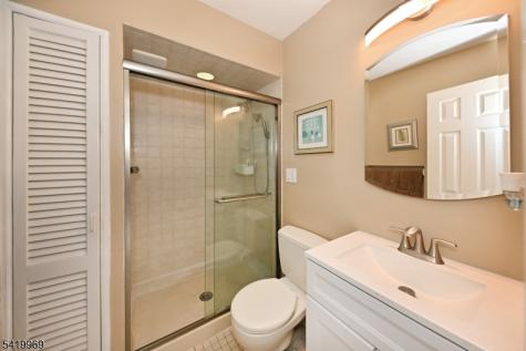 217 Sweetbriar Place Paramus NJ 07652