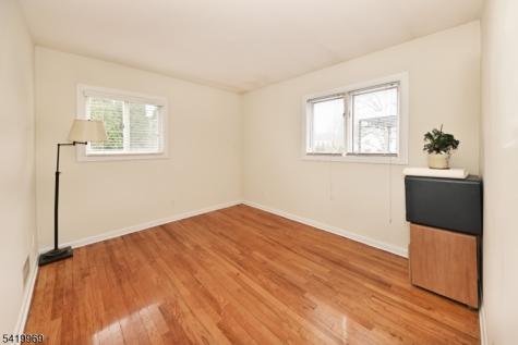 217 Sweetbriar Place Paramus NJ 07652