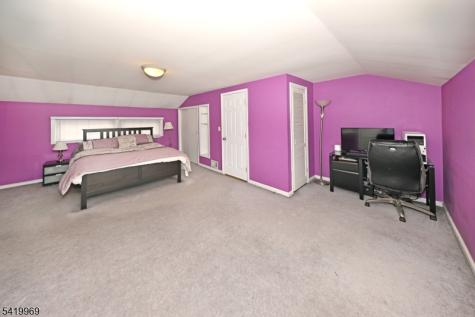 217 Sweetbriar Place Paramus NJ 07652