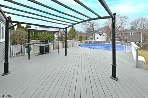 217 Sweetbriar Place Paramus NJ 07652