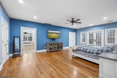 9 Nuthatch Court Allamuchy NJ 07840