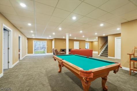 9 Nuthatch Court Allamuchy NJ 07840