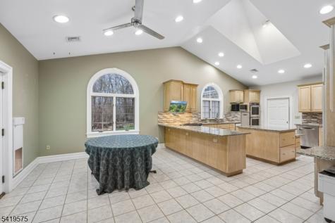 9 Nuthatch Court Allamuchy NJ 07840
