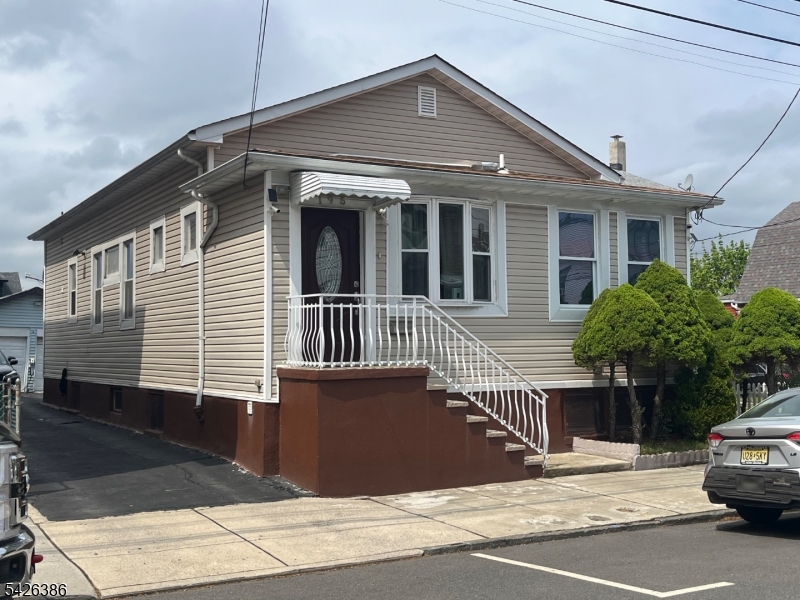 195 Maple Street Kearny NJ 07032