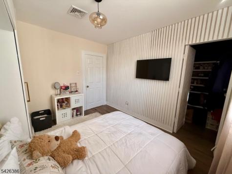 195 Maple Street Kearny NJ 07032