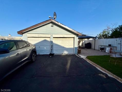 195 Maple Street Kearny NJ 07032