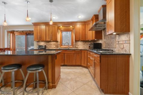 25 Cherokee Road East Brunswick NJ 08816