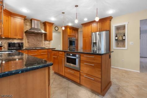 25 Cherokee Road East Brunswick NJ 08816