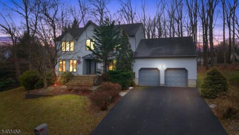 25 Cherokee Road East Brunswick NJ 08816