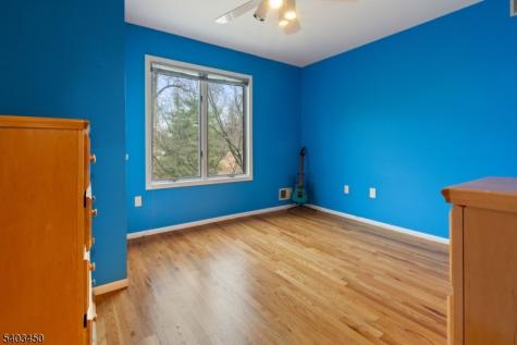 25 Cherokee Road East Brunswick NJ 08816