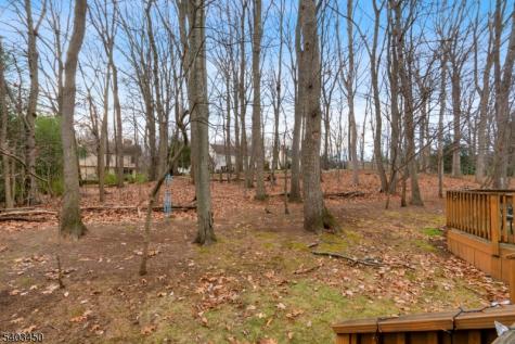 25 Cherokee Road East Brunswick NJ 08816