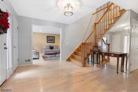 25 Cherokee Road East Brunswick NJ 08816