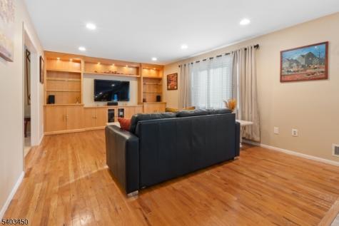 25 Cherokee Road East Brunswick NJ 08816